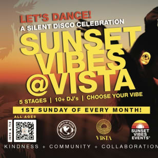 ﻿Discoteca silenciosa Sunset Vibes en la playa de Hermosa