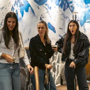 Winter Wonderland Mini Golf & Holiday Cocktail (Comedy Show Included)