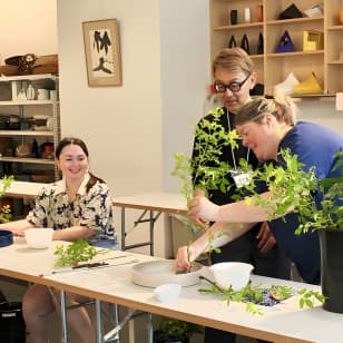 Traditional Japanese Flower Styling Workshop - Ikebana in Kyoto