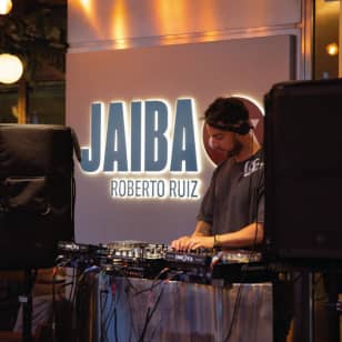 Menú degustación por el Chef Roberto Ruiz + sesión de DJ y Mariachis