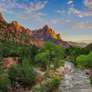 ﻿Desde Las Vegas: Excursión de un día a los Parques Nacionales de Bryce Canyon & Zion con almuerzo