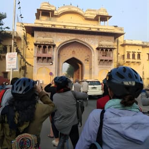Small-Group Early Morning Pink City Bike Tour