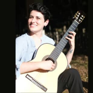 Clássicos Domingos apresenta Maria Eduarda Mazula