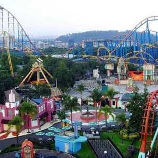 Six Flags Mexico Access Pass with Transportation