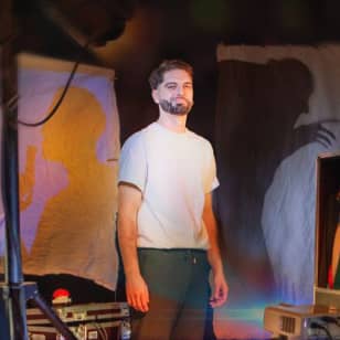 Antoine Rabault improvise avec lui-même au Théâtre BO Saint-Martin