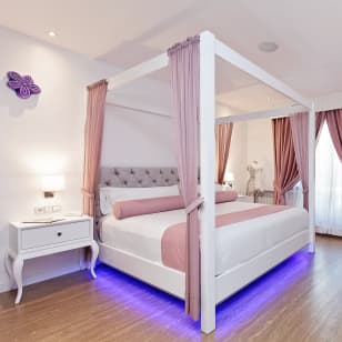 Hotel Mayorazgo: noche romántica para 2 con desayuno y más