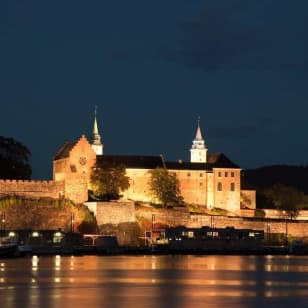 Interactive Murder Mystery Hunt: The Murder by Akershus Fortress (in Norwegian and English)