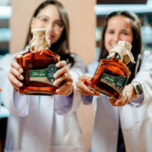 Crea Tu Propia Botella