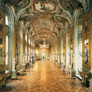 ﻿Visit the Doria Pamphilj Gallery