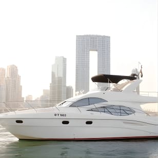 2-Hour Dubai Sea Escape, Swim, Tan & Sightseeing