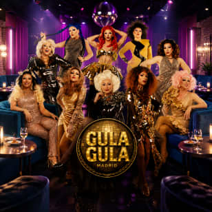 Cena buffet con barra libre de bebidas y espectáculo Drag