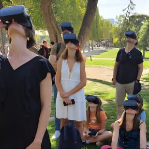 Visite guidée en réalité virtuelle à la Tour Eiffel