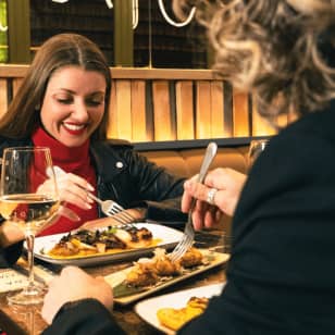 Menú de San Valentín + botella de cava para 2 personas