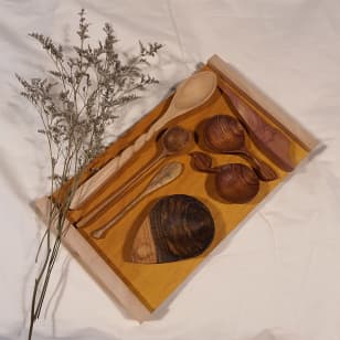 Wood Carving One-Day Class at Mokgongbang Hui Seo