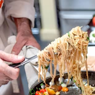 Hong Kong Style Noodles Cooking Class (Includes 4-Course Meal)