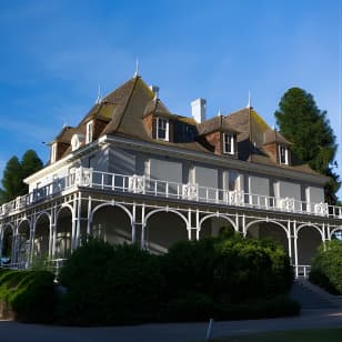 Kearney Mansion Museum & Gallery Tour