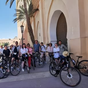 Excursion à vélo d'une demi-journée pour découvrir les points forts de Marrakech