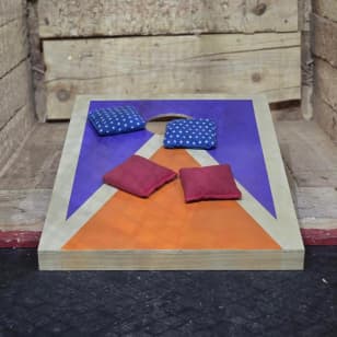 ¡Reto de Cornhole + bebida + palomitas por solo 9 €!