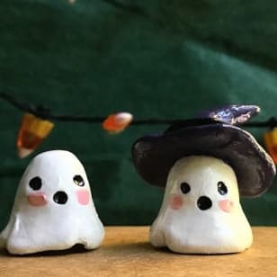 Taller infantil de Halloween: ¡Fantasmas de arcilla!
