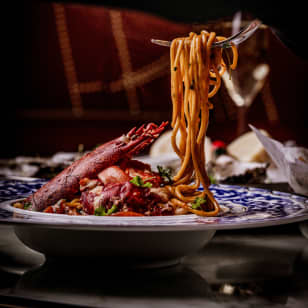 Brunch Exclusivo with Bottomless Drinks and Live Music