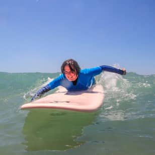 Aula de surf com instrutor na Costa da Caparica