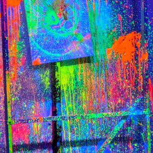Shot, Smash, Crush! Painting Art Experience.