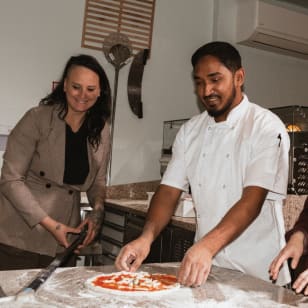 Pizza Making Masterclass presso Pizza Pārā