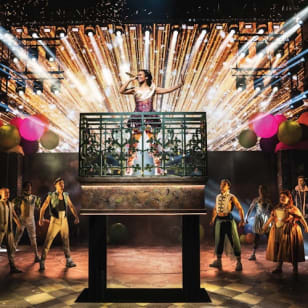 & Juliet sul palco da Broadway