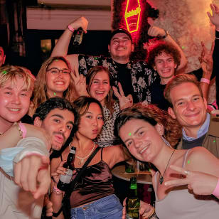 Hong Kong Pub Crawl bei Lan Kwai Fong (LKF)