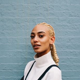 Outdoor Portrait Photoshoot in New York City