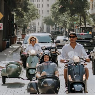 VESPA SiDECAR Tour in San Antonio mit Tacos
