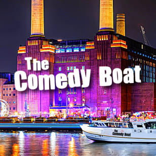 Dark Comedy su una chiatta iconica a Battersea