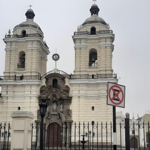 Visiting the Main Square of Lima!