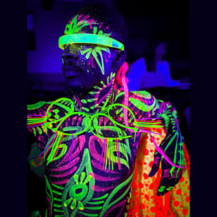 Neon Naked Life Drawing in Angel!