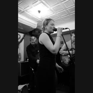 Kora Sings