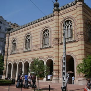 Hungarian Jewish Museum & Dohány Synagogue Complex: Fast Track
