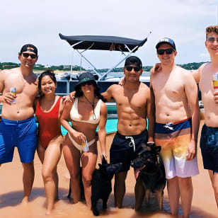 3-stündige private Bootscharter auf dem Lake Travis für bis zu 12 Personen