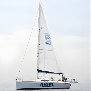 Sailing Experience in Mumbai on Mid Size Yacht