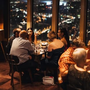 Elegant Dining Experience presso Infinity nel Sydney Tower
