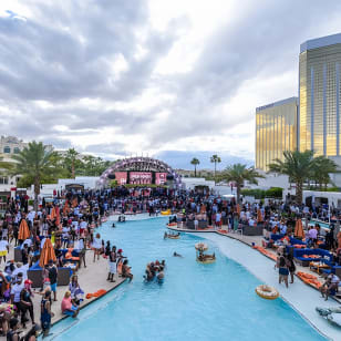 Private Party Bus Dayclub Crawl