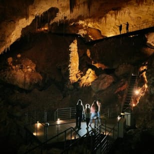 Jewel Cave Guided Tour in Western Australia