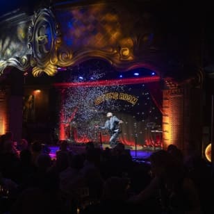 The Off-Broadway Magic Show ~ Die Weihnachtsserie (im The Cutting Room)