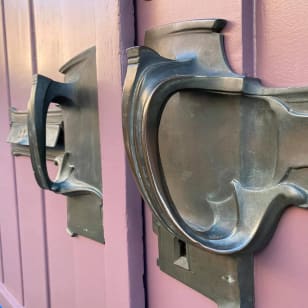 Tour guidato: Art Nouveau nel quartiere di Squares