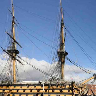 Portsmouth Audio Tour: Legends, Landmarks, and Legacy
