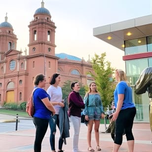Downtown Asheville Tip-Based Sightseeing Walking Tour