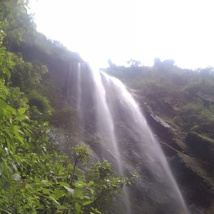 Die höchsten Wasserfälle Kolumbiens: Die Chorrera-Wanderung