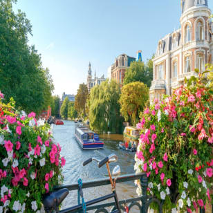 Canals of Amsterdam: Wonders of the City - Exploration Game