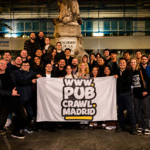 Madrid Pub Crawl : 4 bars, shots et entrée VIP en club