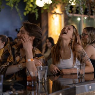 Comedy-Show + Mini-Golf-Erlebnis