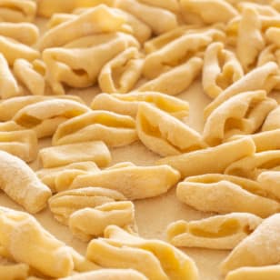 Taller de Pasta Hecha a Mano: Pappardelle, Farfalle y Cavatelli